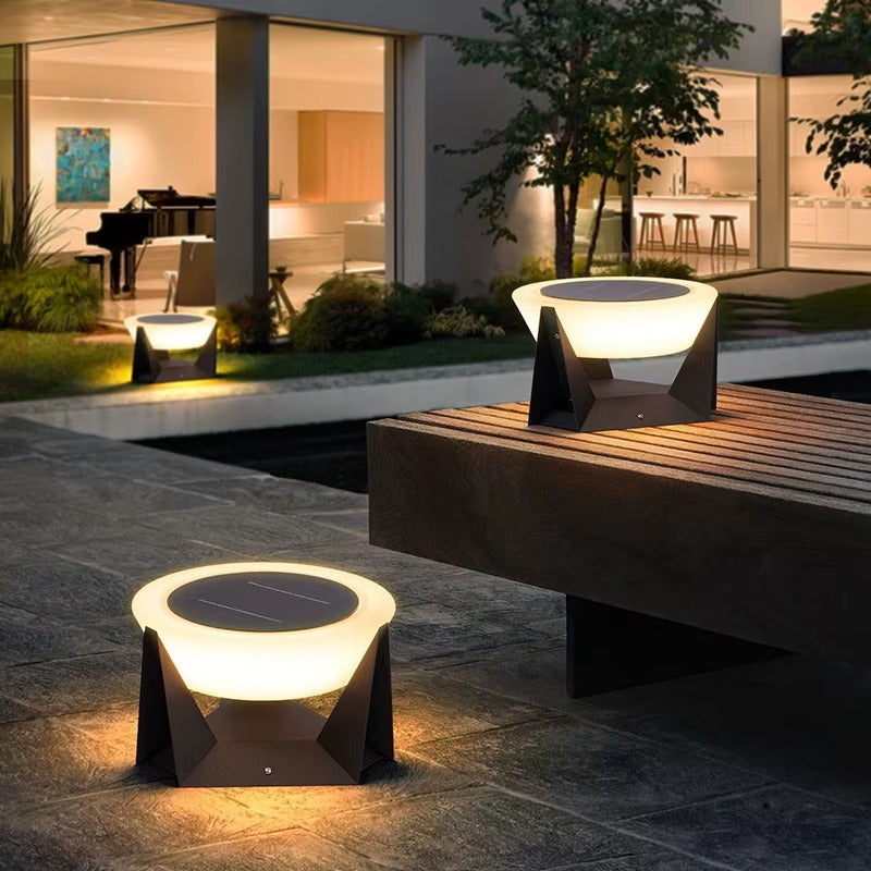 Milan Solar Outdoor Lamp