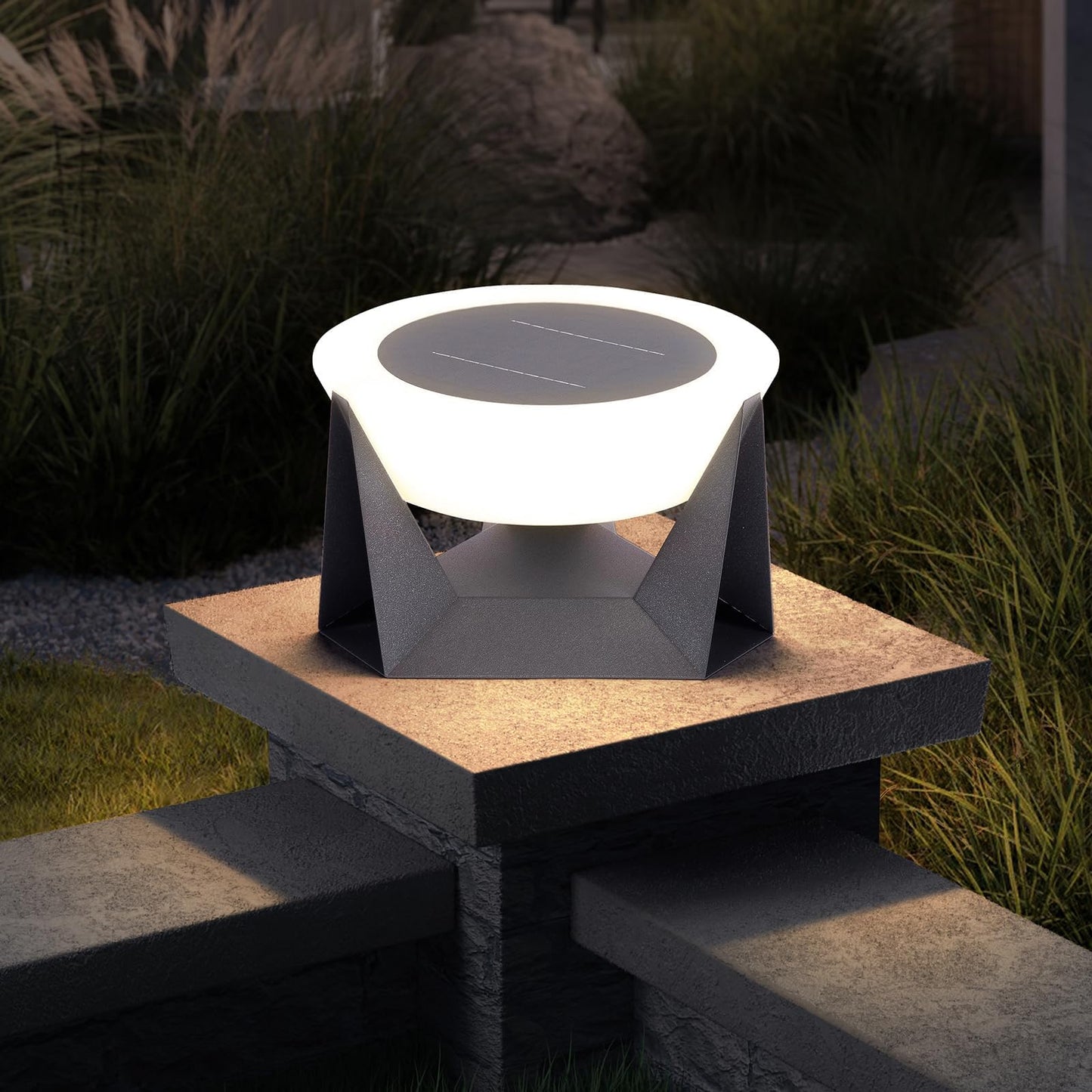 Milan Solar Outdoor Lamp